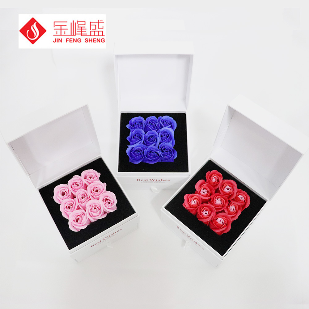 绒布鲜花礼盒，650cc彩票植绒布